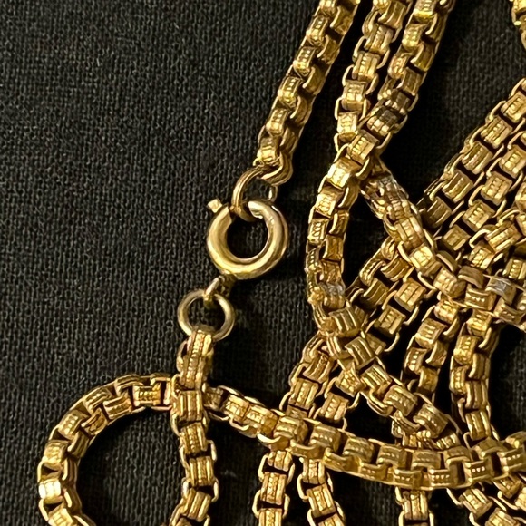 60” Gold Tone Chain - Picture 5 of 10
